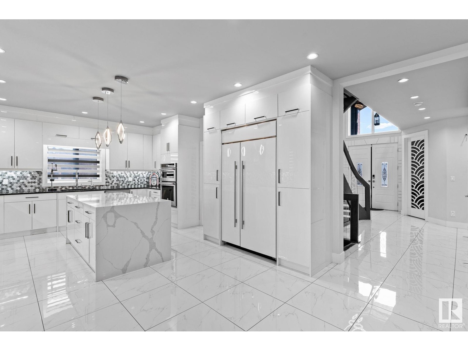 916 166 Av Ne, Edmonton, Alberta  T5Y 0P6 - Photo 7 - E4428306