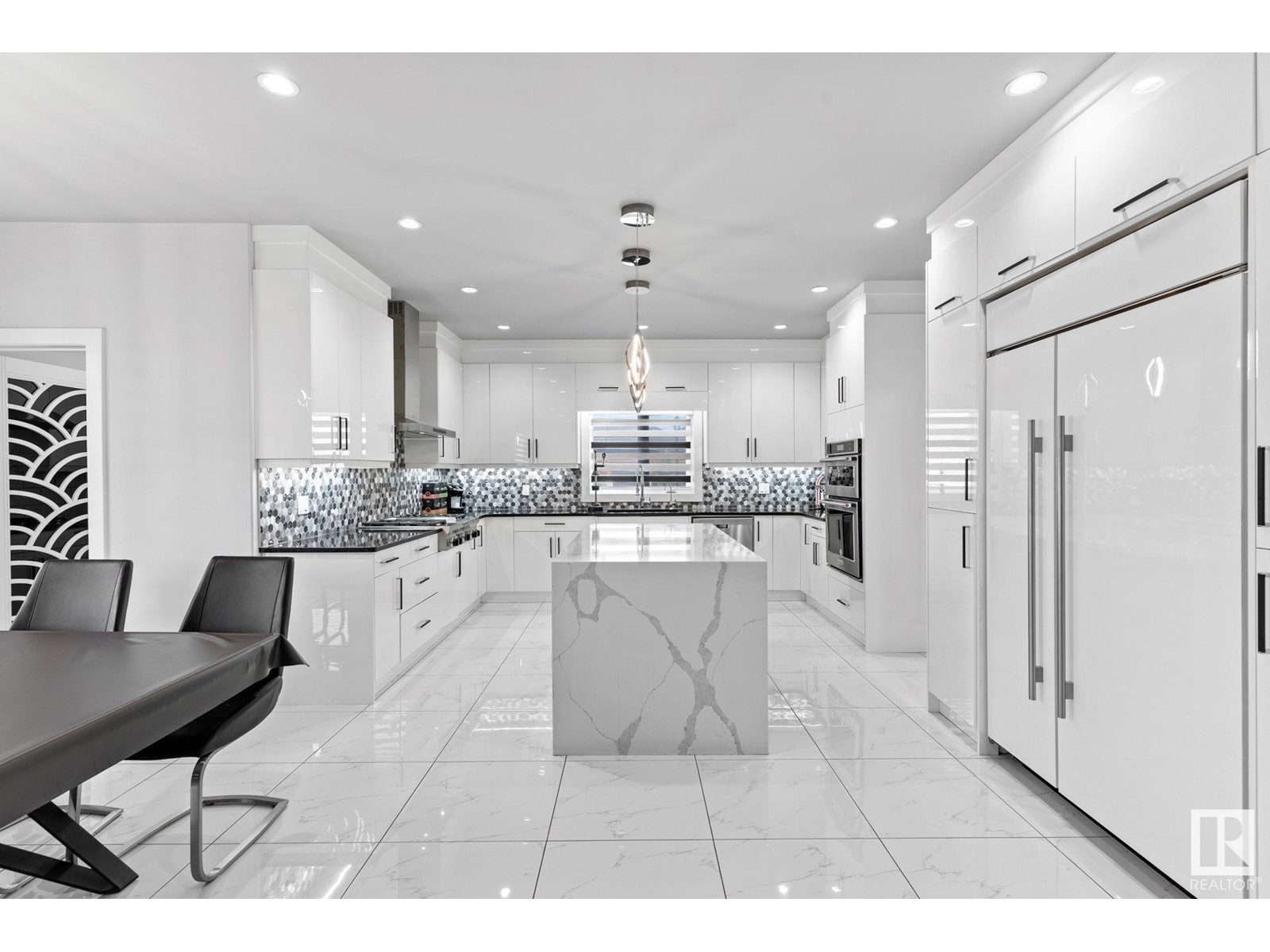 916 166 Av Ne, Edmonton, Alberta  T5Y 0P6 - Photo 9 - E4428306