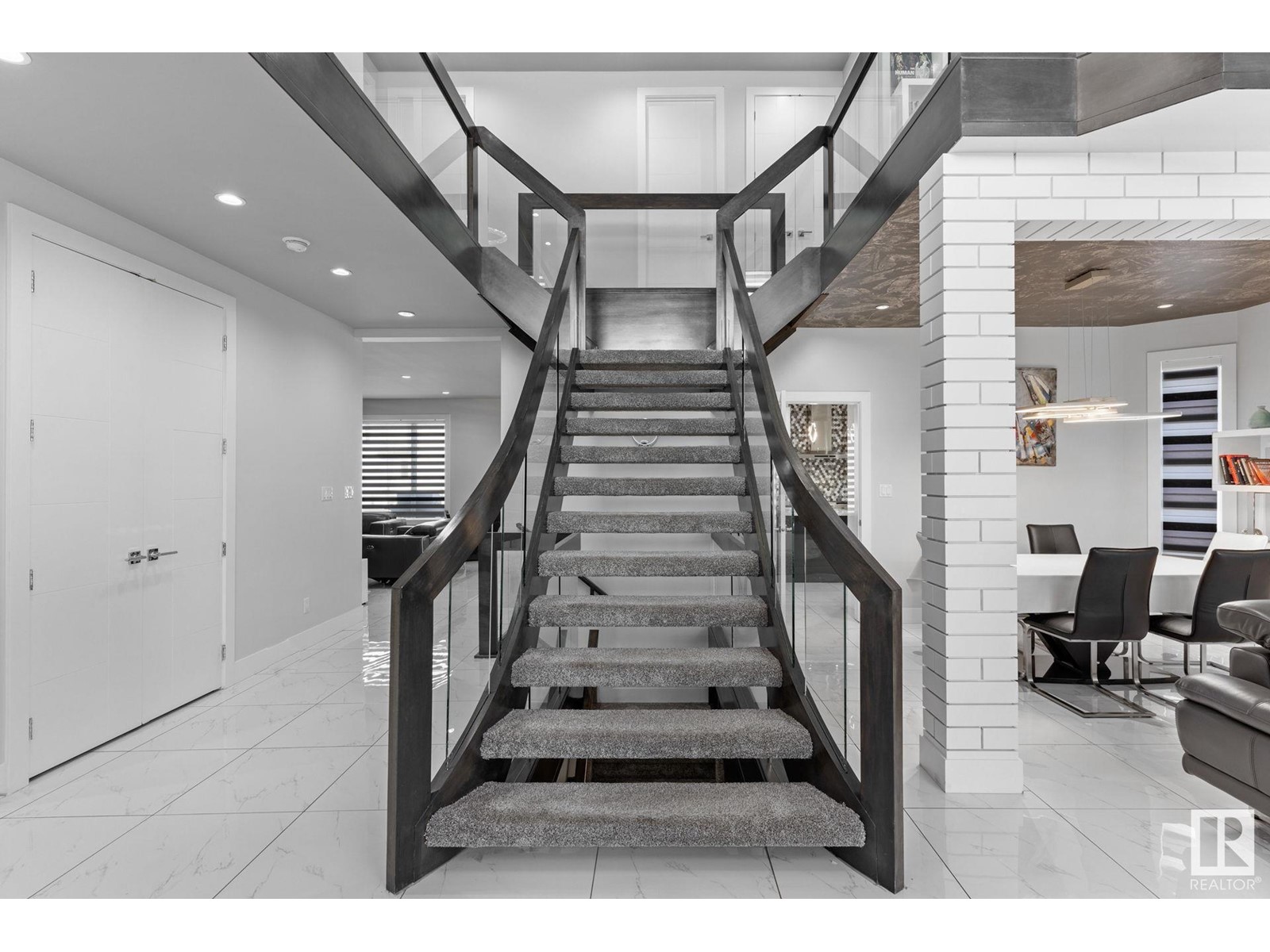 916 166 Av Ne, Edmonton, Alberta  T5Y 0P6 - Photo 4 - E4428306