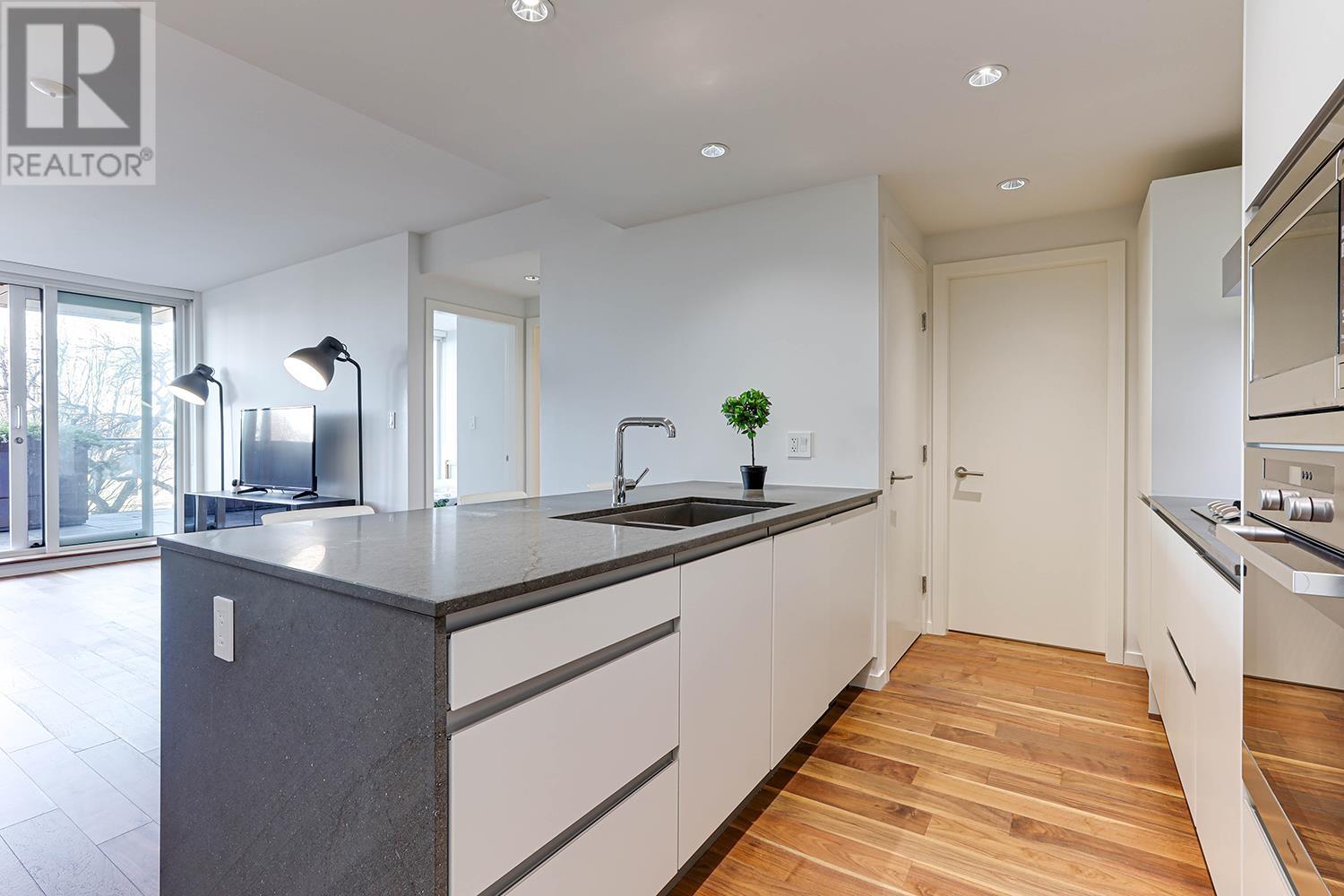 Listing Picture 15 of 39 : 520 8488 CORNISH STREET, Vancouver / 溫哥華 - 魯藝地產 Yvonne Lu Group - MLS Medallion Club Member