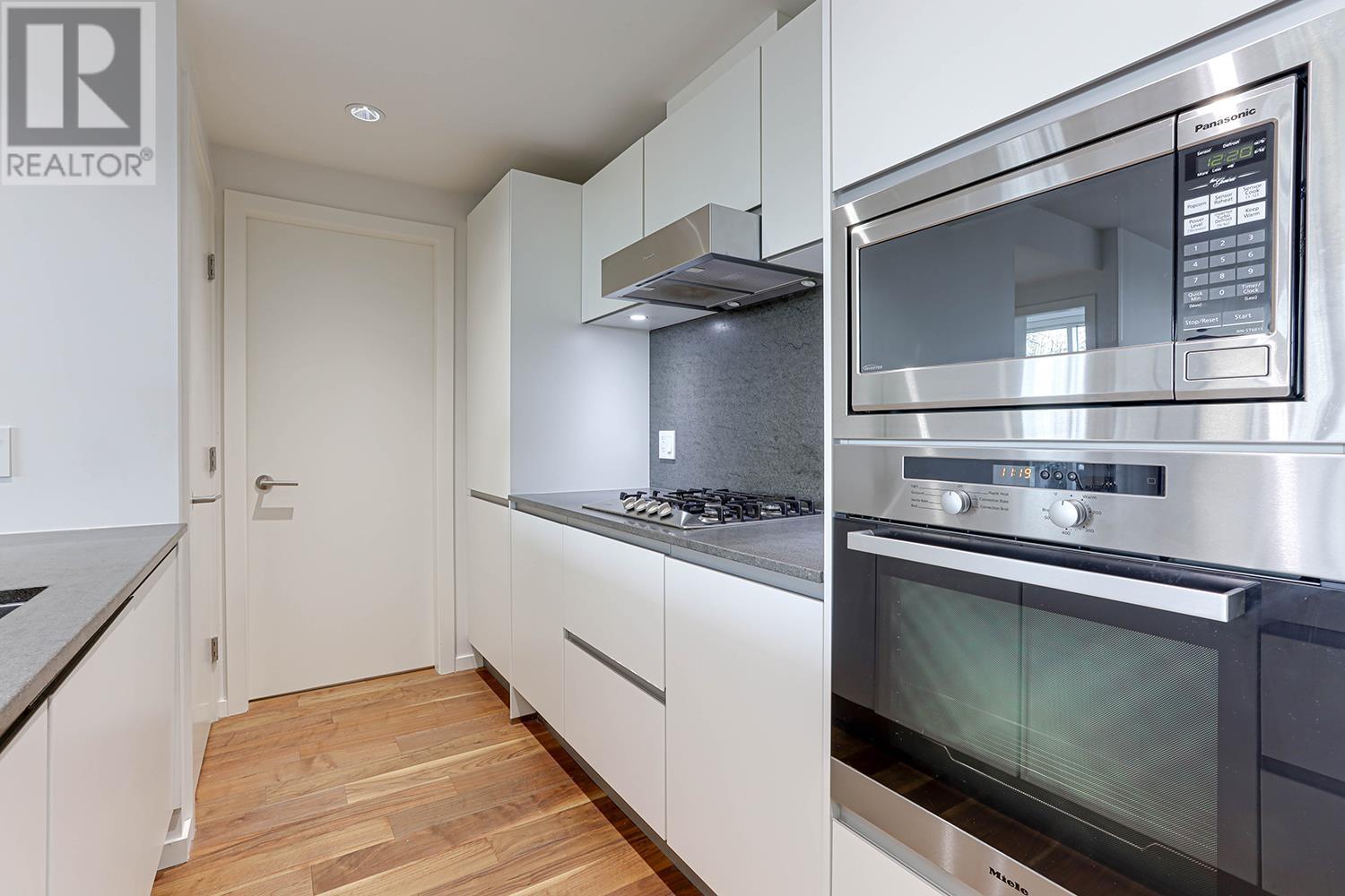 Listing Picture 16 of 39 : 520 8488 CORNISH STREET, Vancouver / 溫哥華 - 魯藝地產 Yvonne Lu Group - MLS Medallion Club Member