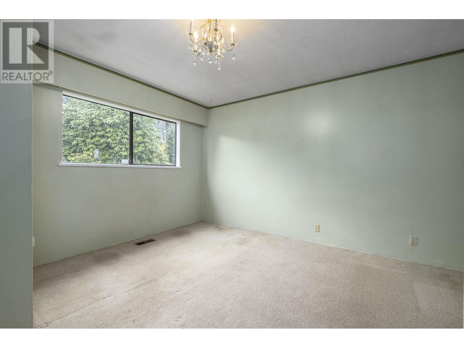 1050 Heywood Street, North Vancouver, British Columbia  V7L 1H3 - Photo 9 - R2983589