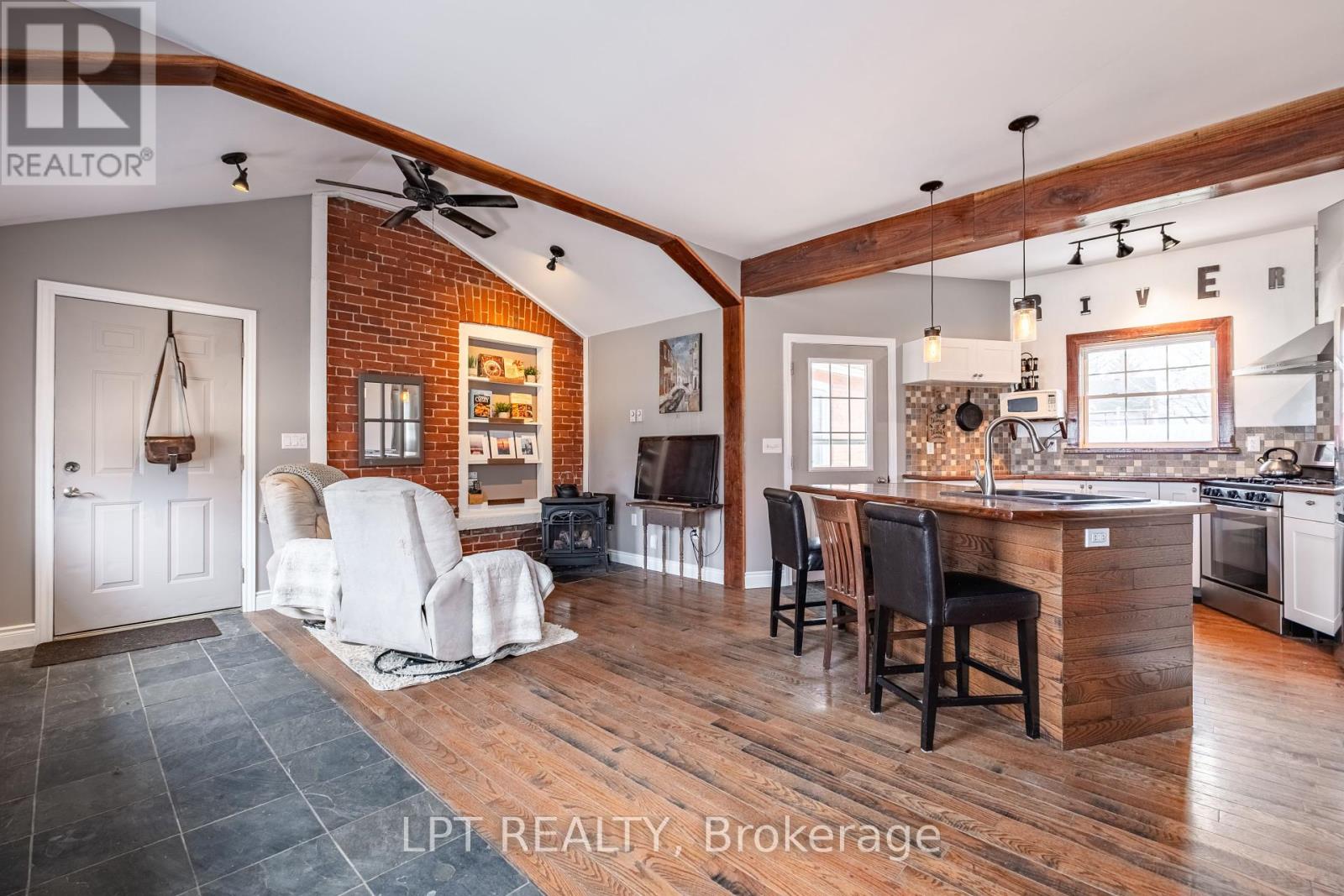 277 Brock Street, Gananoque, Ontario  K7G 1K5 - Photo 10 - X12051892