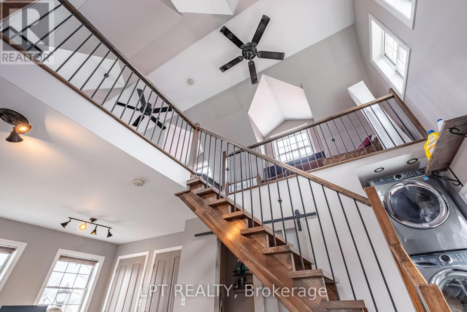 277 Brock Street, Gananoque, Ontario  K7G 1K5 - Photo 12 - X12051892