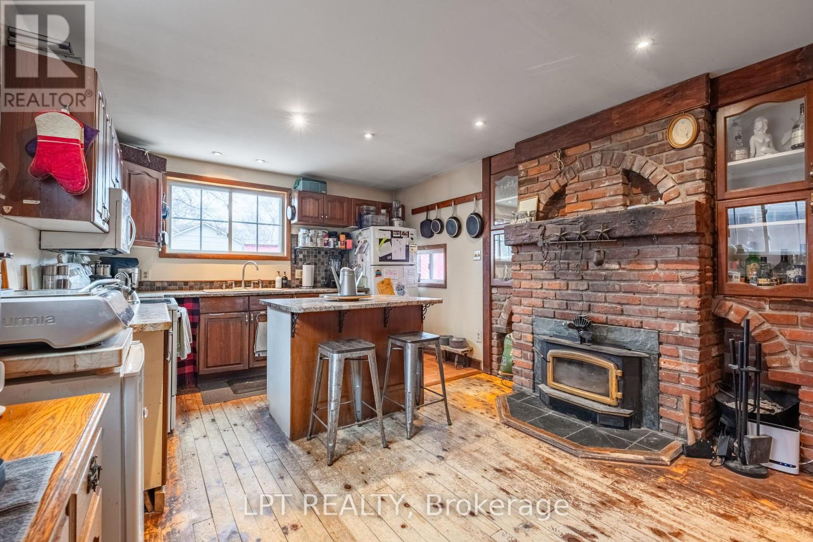 277 Brock Street, Gananoque, Ontario  K7G 1K5 - Photo 23 - X12051892
