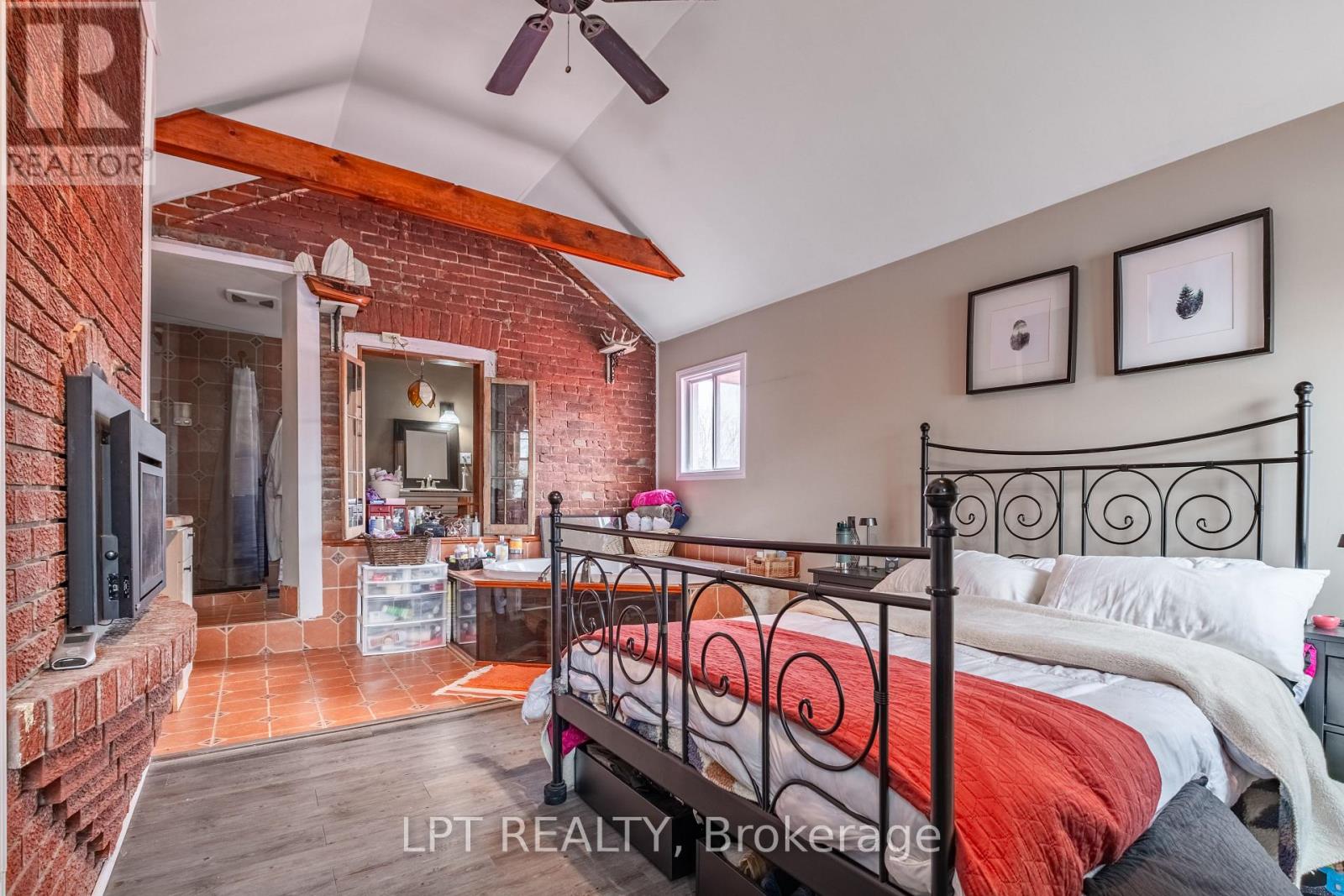 277 Brock Street, Gananoque, Ontario  K7G 1K5 - Photo 30 - X12051892