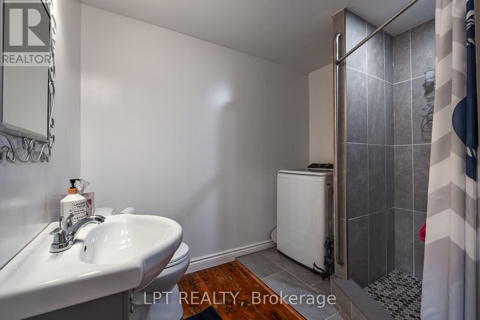 277 Brock Street, Gananoque, Ontario  K7G 1K5 - Photo 33 - X12051892