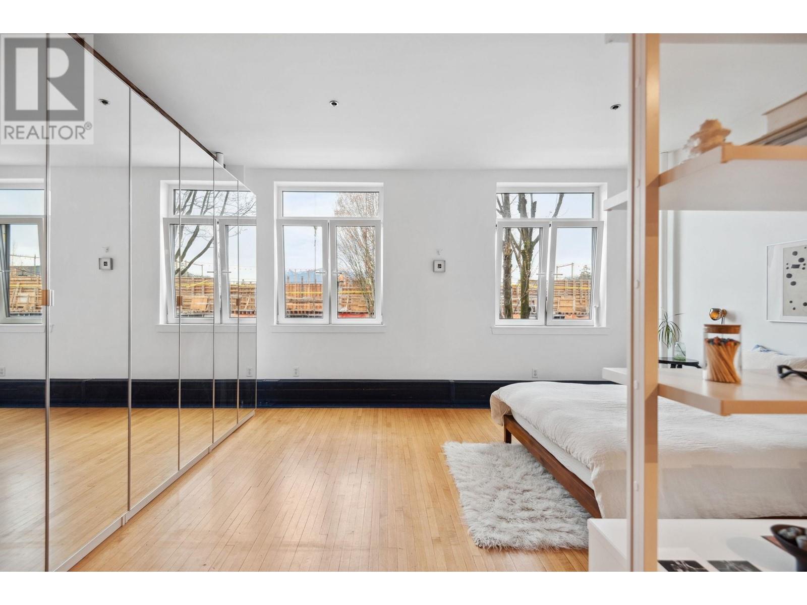 209 2556 E Hastings Street, Vancouver, British Columbia  V5K 1Z3 - Photo 11 - R2983777