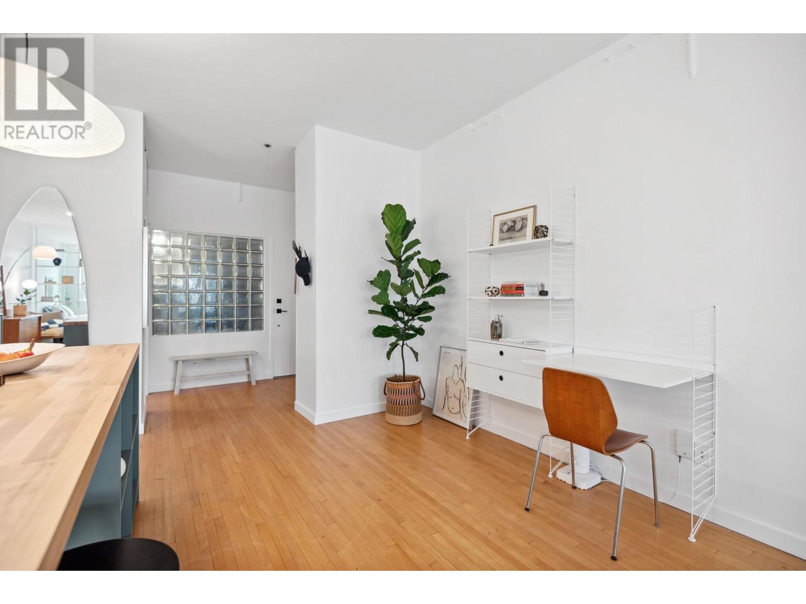 209 2556 E Hastings Street, Vancouver, British Columbia  V5K 1Z3 - Photo 8 - R2983777