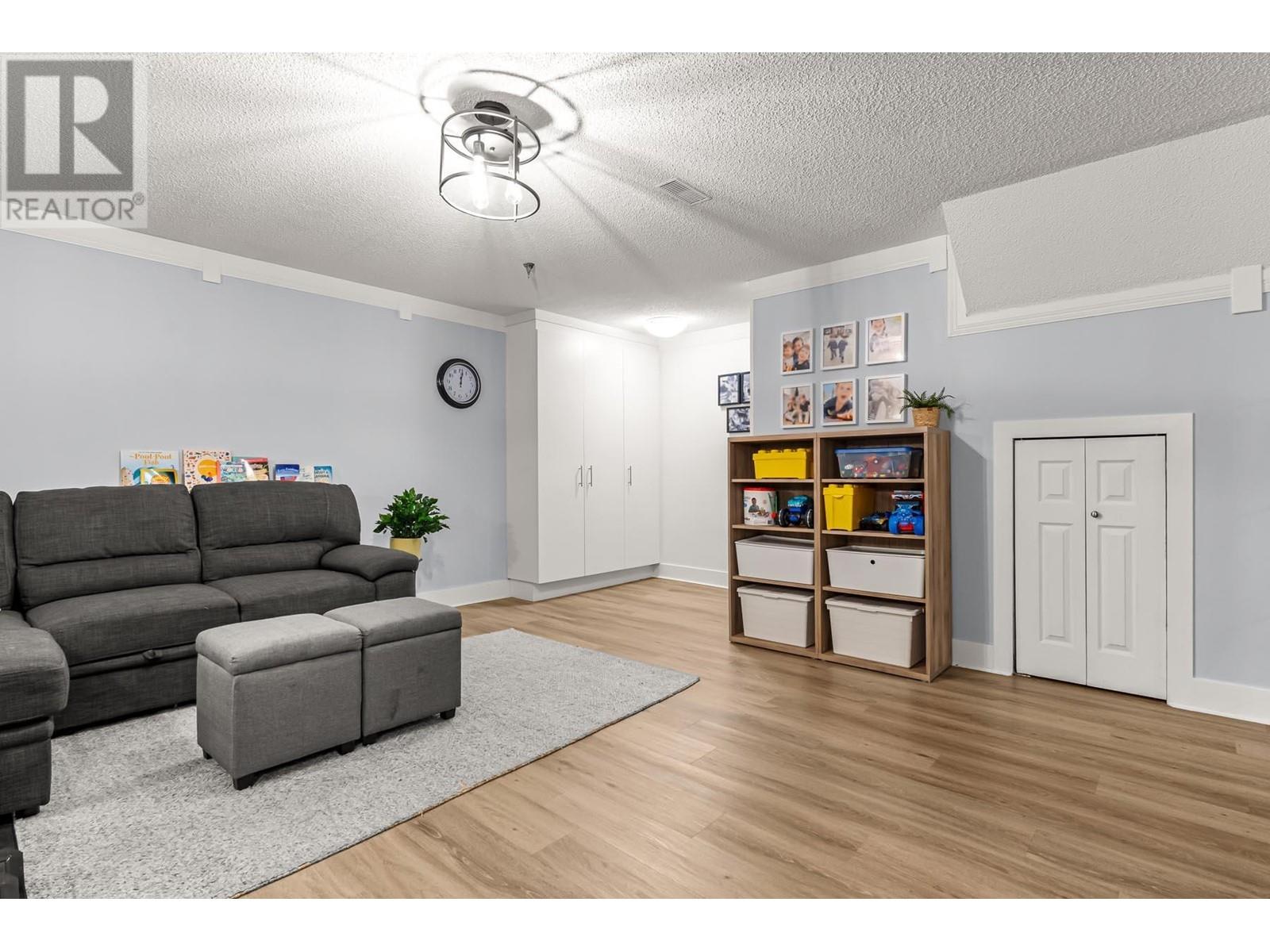 111 9061 Horne Street, Burnaby, British Columbia  V3N 4L2 - Photo 19 - R2983796