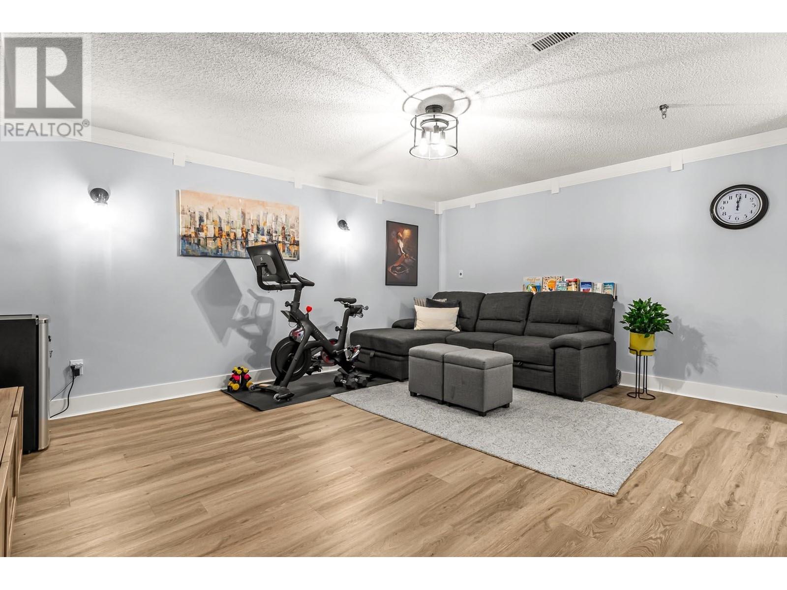 111 9061 Horne Street, Burnaby, British Columbia  V3N 4L2 - Photo 20 - R2983796