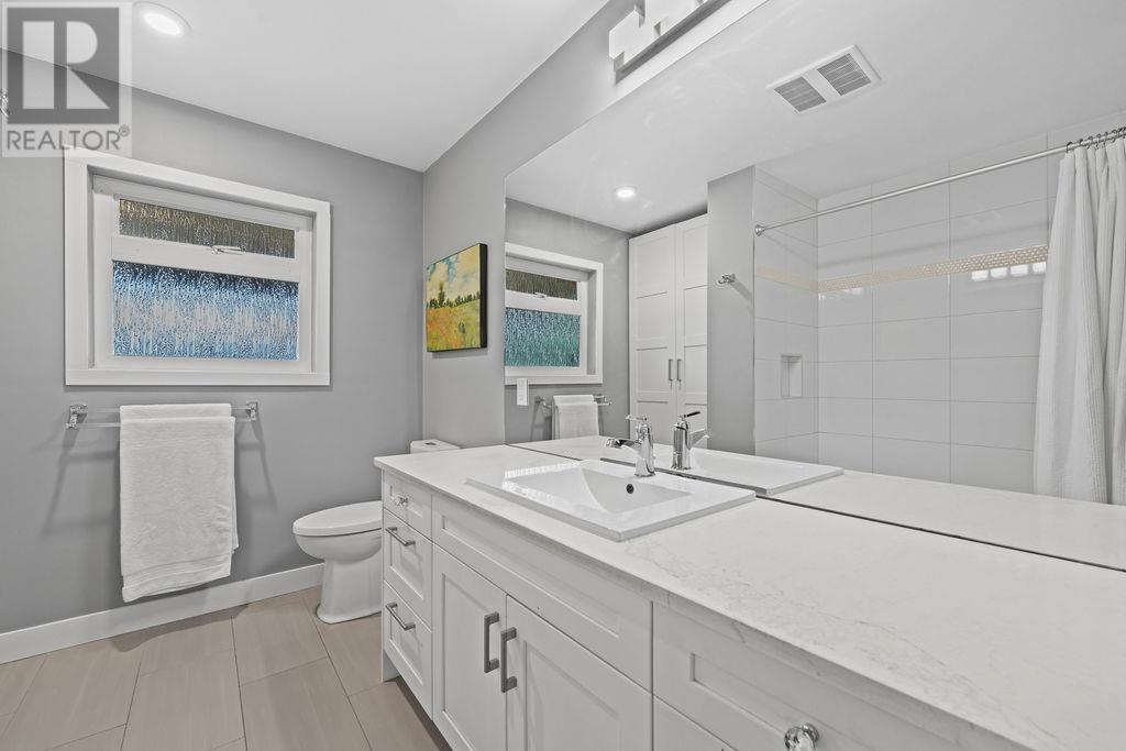 549 W 22nd Street, North Vancouver, British Columbia  V7M 2A6 - Photo 15 - R2983791