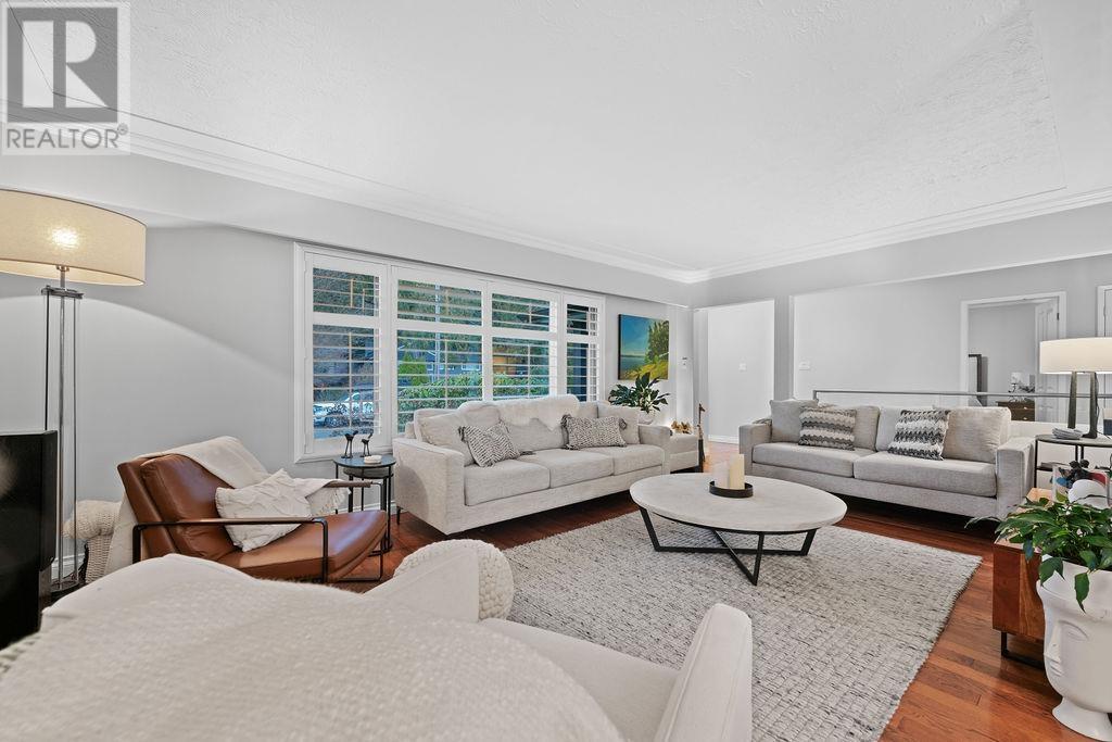 Property at 549 W 22ND STREET image 2