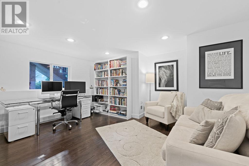549 W 22nd Street, North Vancouver, British Columbia  V7M 2A6 - Photo 22 - R2983791
