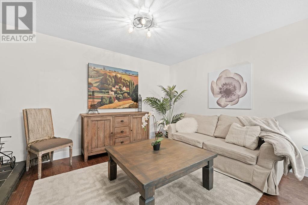 549 W 22nd Street, North Vancouver, British Columbia  V7M 2A6 - Photo 24 - R2983791