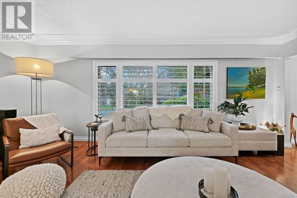 549 W 22nd Street, North Vancouver, British Columbia  V7M 2A6 - Photo 33 - R2983791