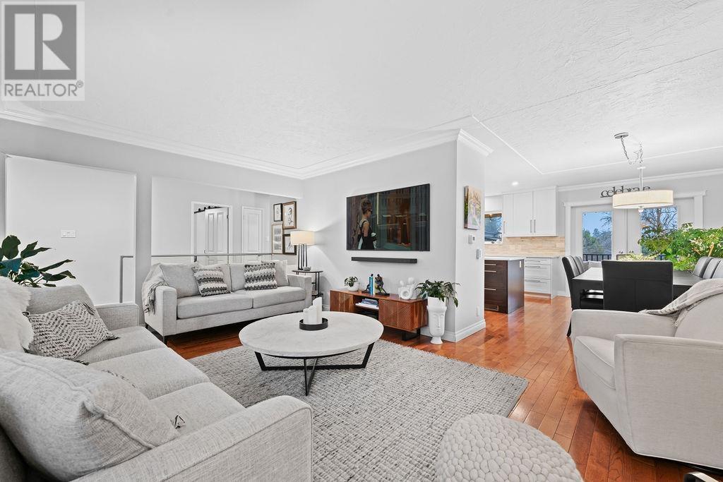 549 W 22nd Street, North Vancouver, British Columbia  V7M 2A6 - Photo 9 - R2983791