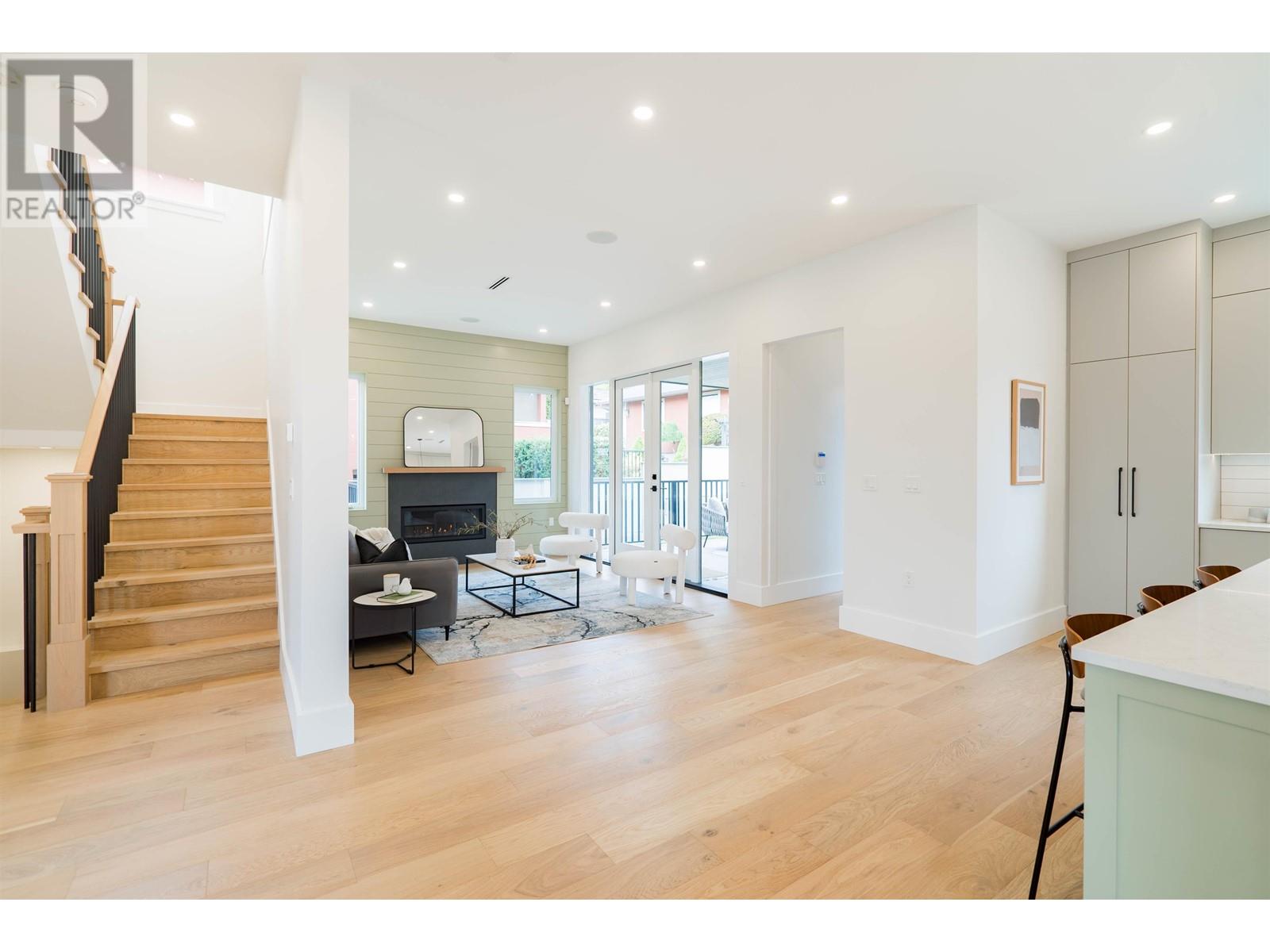 437 Elmer Street, New Westminster, British Columbia  V3L 4M6 - Photo 11 - R2983809