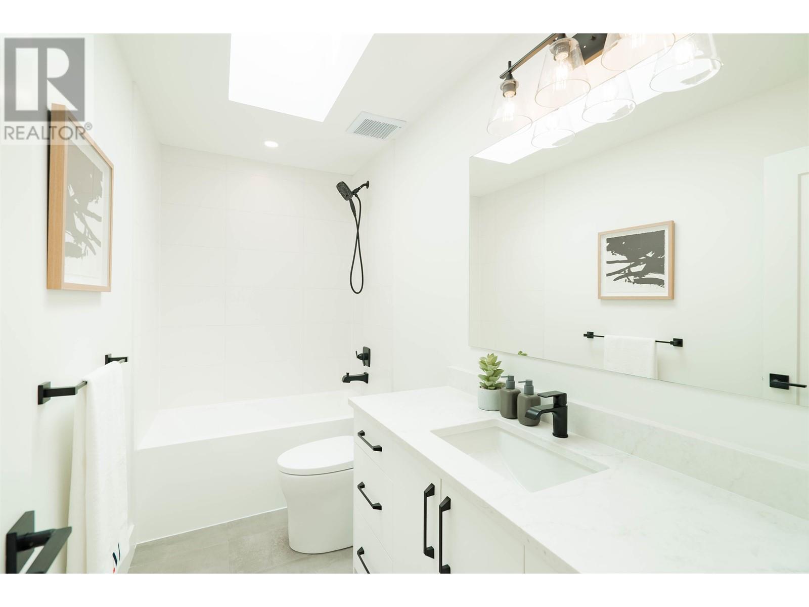 437 Elmer Street, New Westminster, British Columbia  V3L 4M6 - Photo 25 - R2983809