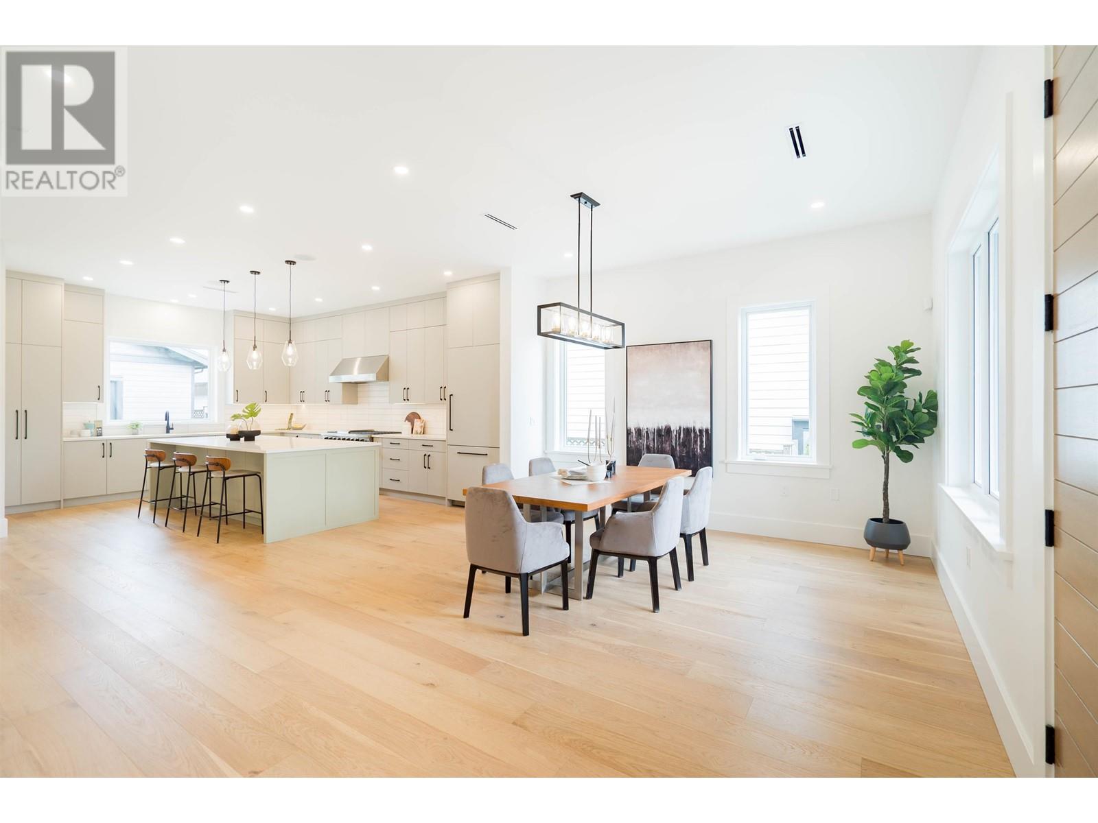 437 Elmer Street, New Westminster, British Columbia  V3L 4M6 - Photo 6 - R2983809