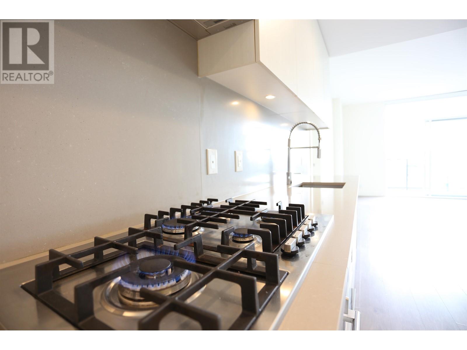 2104 4465 Juneau Street, Burnaby, British Columbia  V5C 0L8 - Photo 6 - R2983769