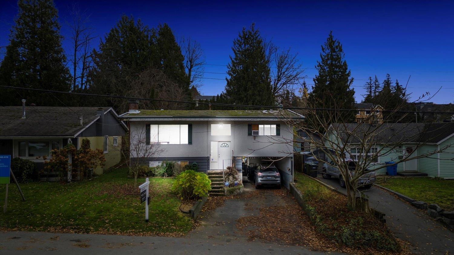 2550 Campbell Avenue, Abbotsford, British Columbia  V2S 4A4 - Photo 2 - R2947999