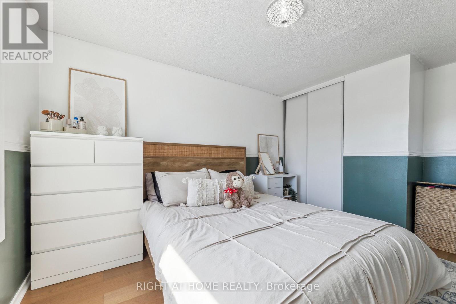 1126 Culross Avenue, Pickering, Ontario  L1V 2W7 - Photo 21 - E12051751