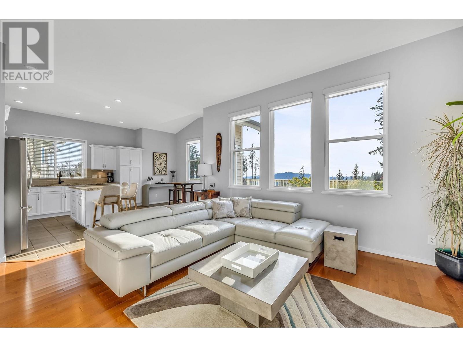 149 Sycamore Drive, Port Moody, British Columbia  V3H 0C4 - Photo 9 - R2983798