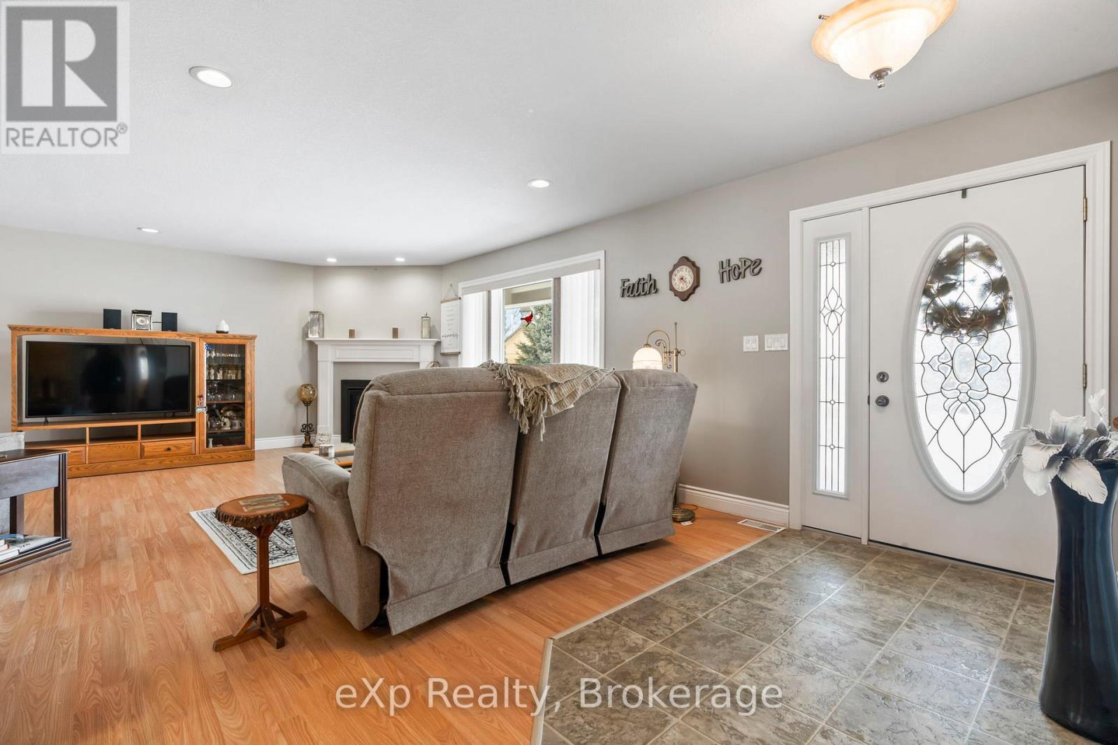 7 Bruce Road 15 Road, Brockton, Ontario  N0G 1J0 - Photo 4 - X12020590