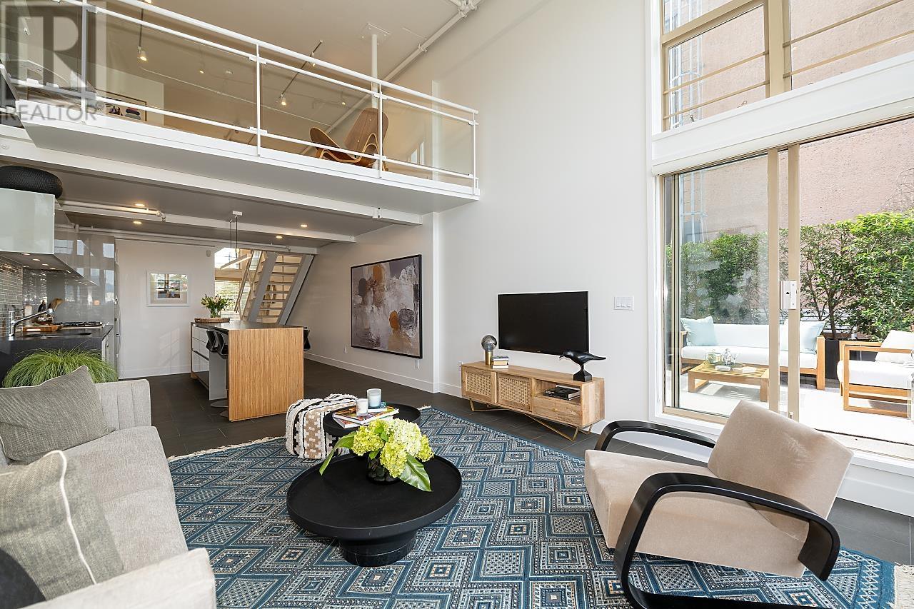 Listing Picture 3 of 24 : 403 1529 W 6TH AVENUE, Vancouver / 溫哥華 - 魯藝地產 Yvonne Lu Group - MLS Medallion Club Member