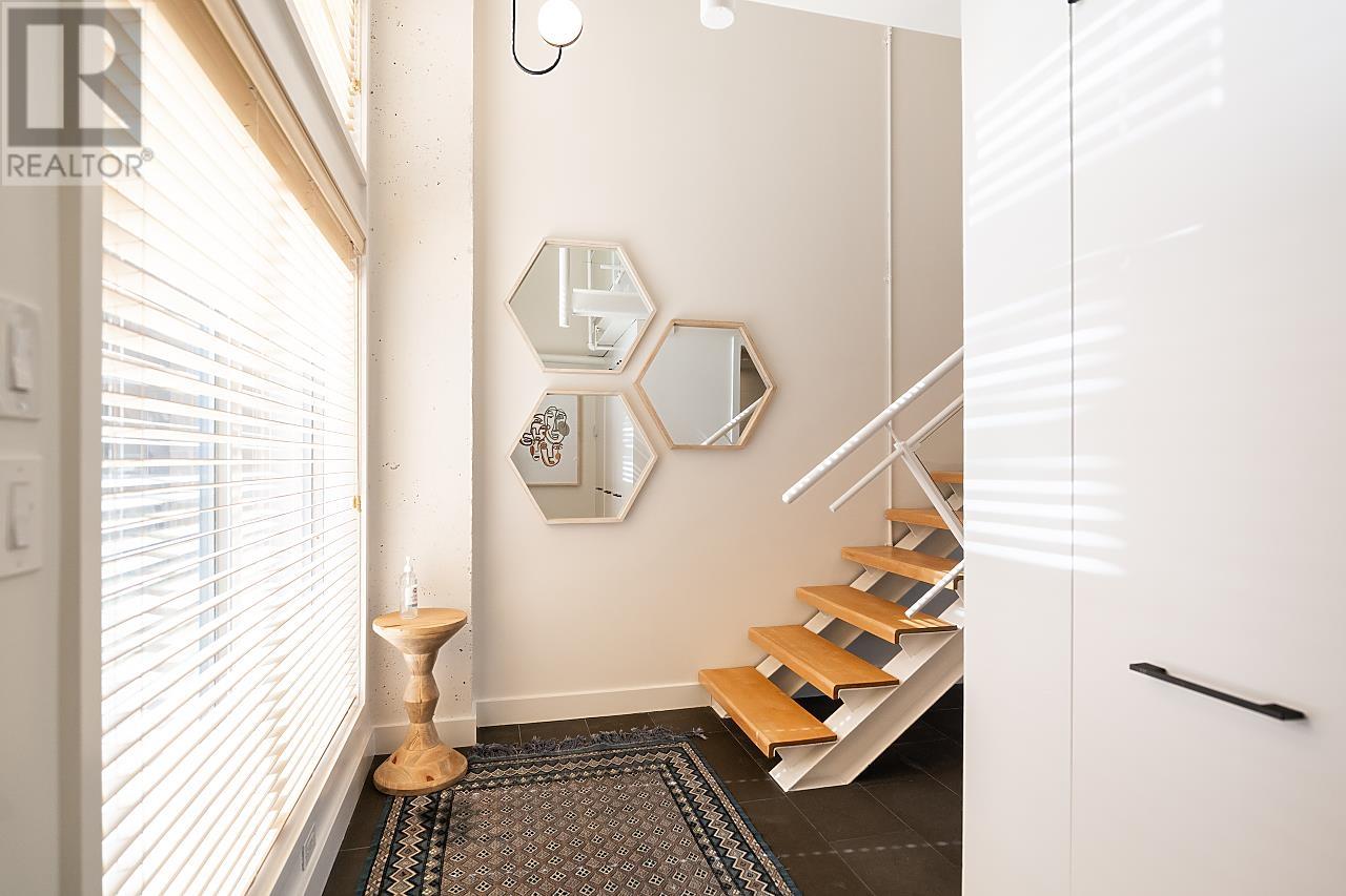 Listing Picture 8 of 24 : 403 1529 W 6TH AVENUE, Vancouver / 溫哥華 - 魯藝地產 Yvonne Lu Group - MLS Medallion Club Member