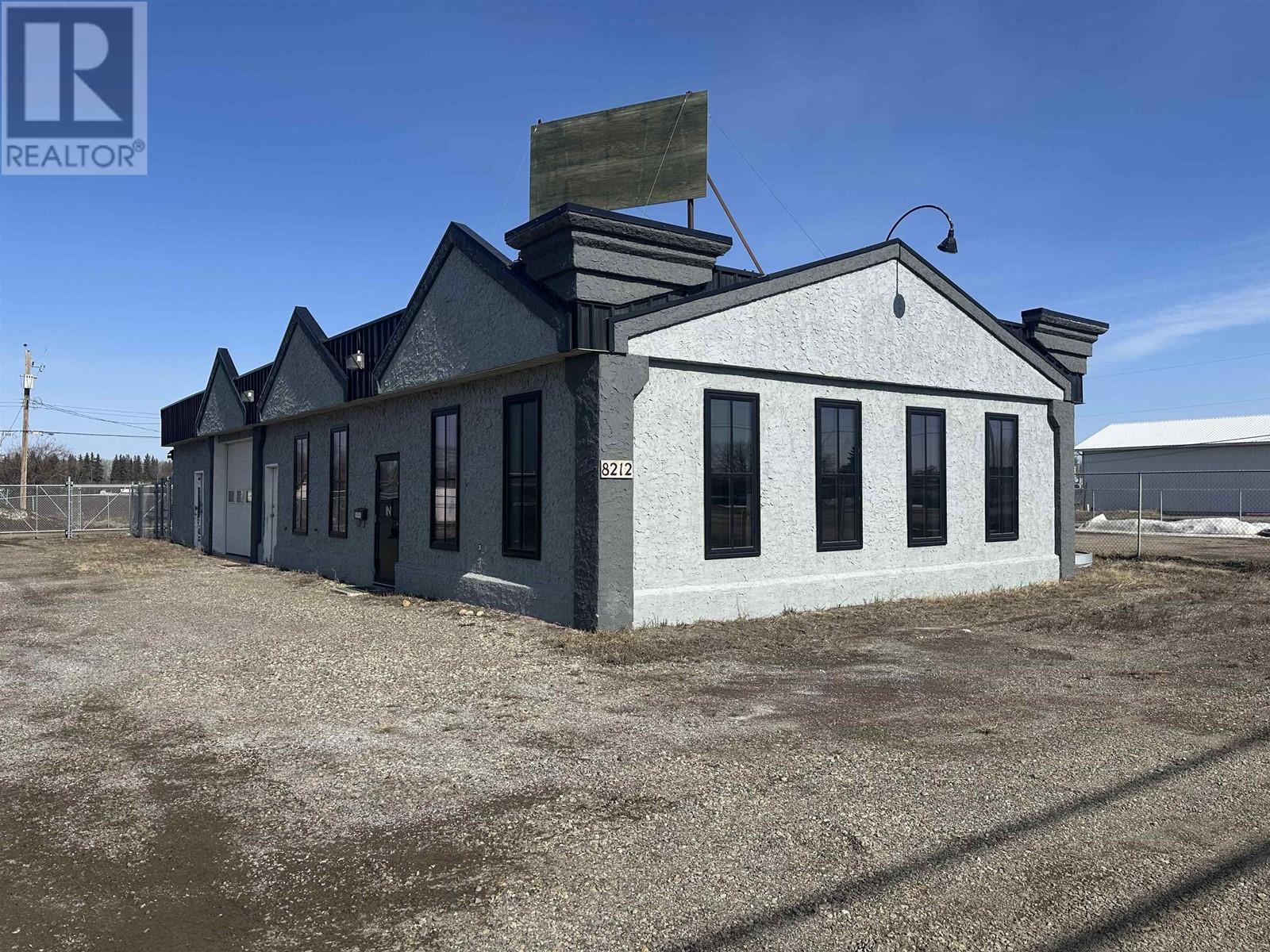 8212 100 AVENUE, fort st. john, British Columbia V1J1W6