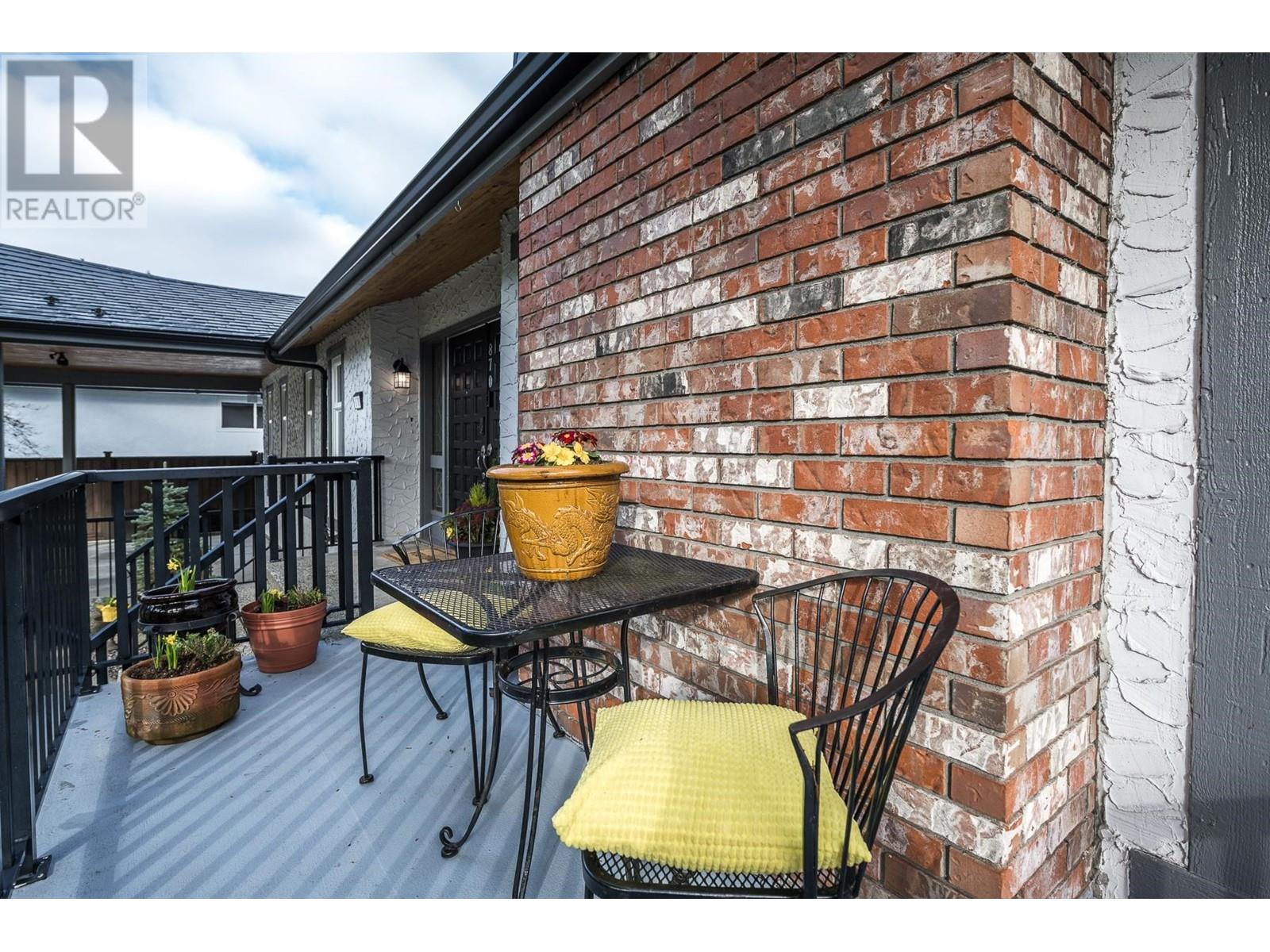 Property at 870 BAYVIEW DRIVE image 3