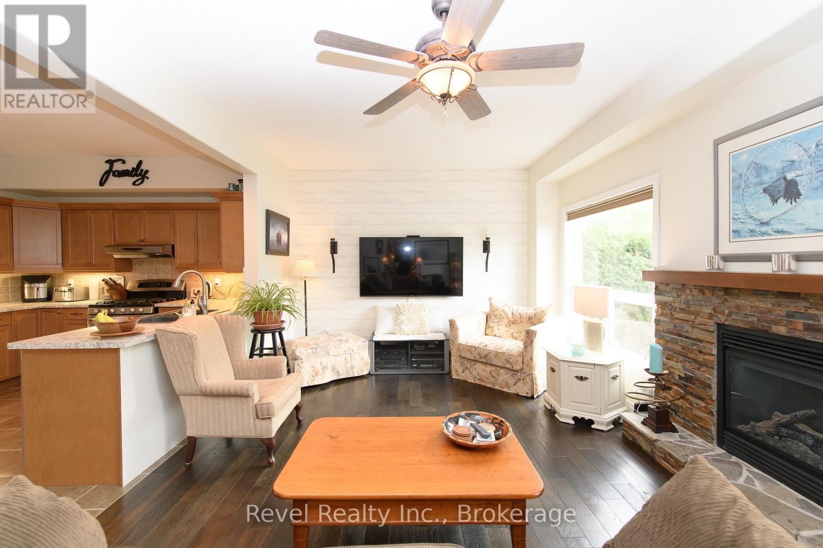 310 Holden Street, Collingwood, Ontario  L9Y 0E1 - Photo 11 - S12051936