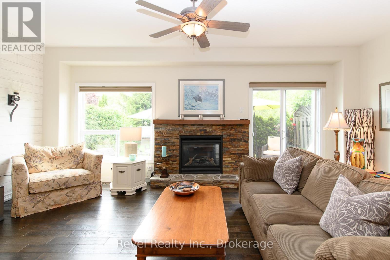 310 Holden Street, Collingwood, Ontario  L9Y 0E1 - Photo 9 - S12051936