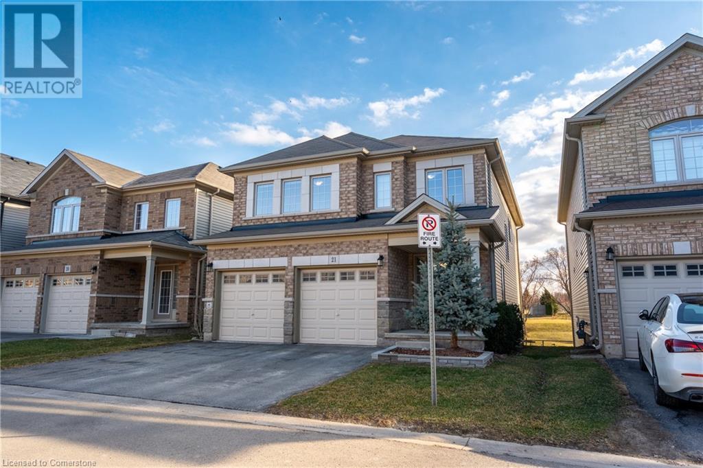 Property at 77 AVERY Crescent Unit# 21 image 3