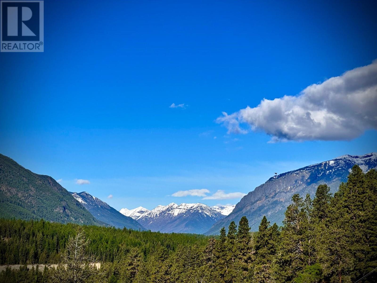 19 Bootleg Gap Close, Kimberley, British Columbia  V1A 3J1 - Photo 7 - 10327757