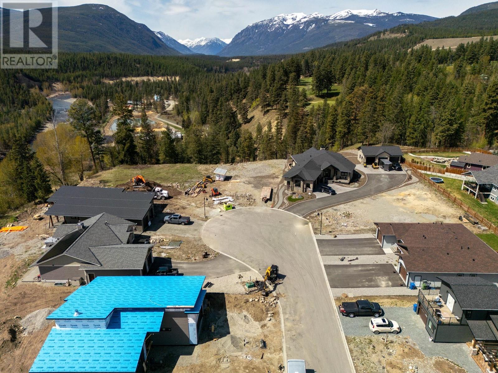 19 Bootleg Gap Close, Kimberley, British Columbia  V1A 3J1 - Photo 1 - 10327757