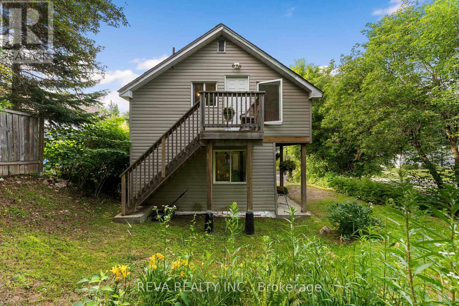 Property at 78 BRIDGE STREET E image 3