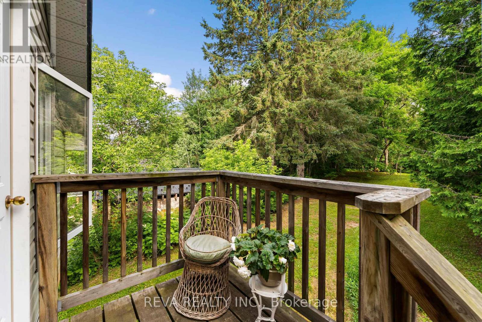 Property at 78 BRIDGE STREET E image 4