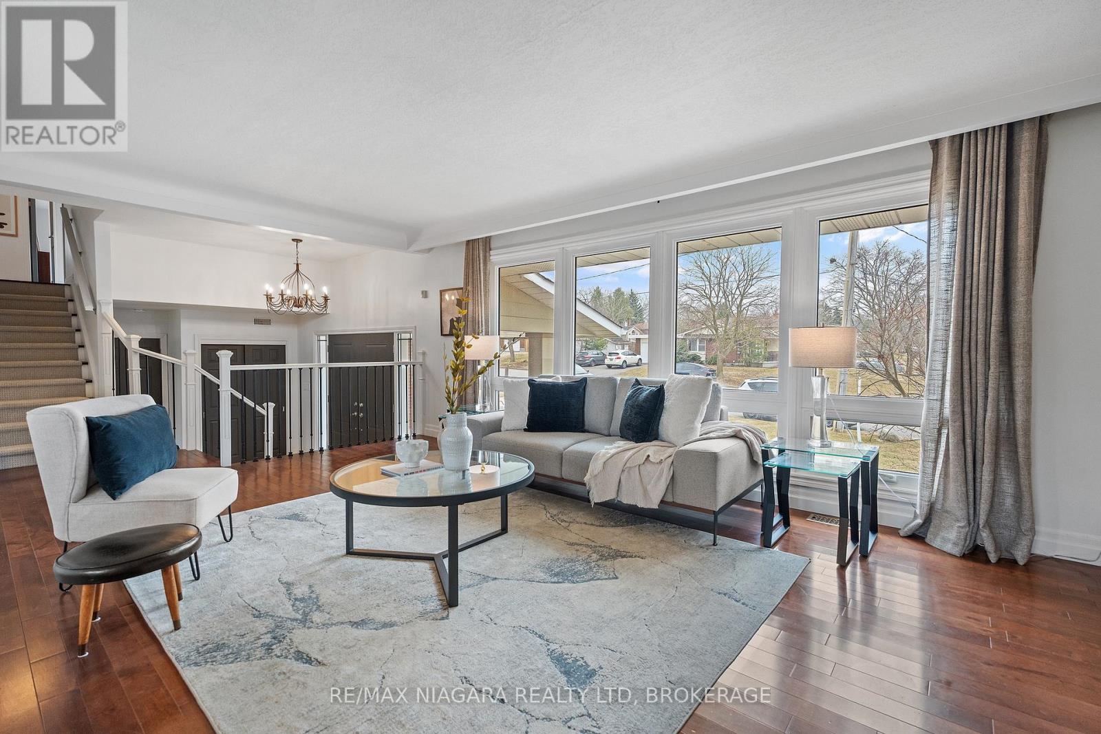Property at 29 BEACON HILL DRIVE image 5