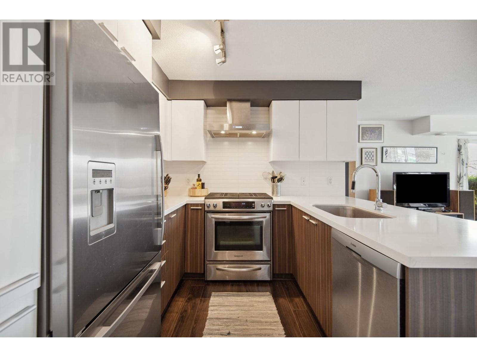 101 2888 E 2nd Avenue, Vancouver, British Columbia  V5M 1E3 - Photo 8 - R2983842
