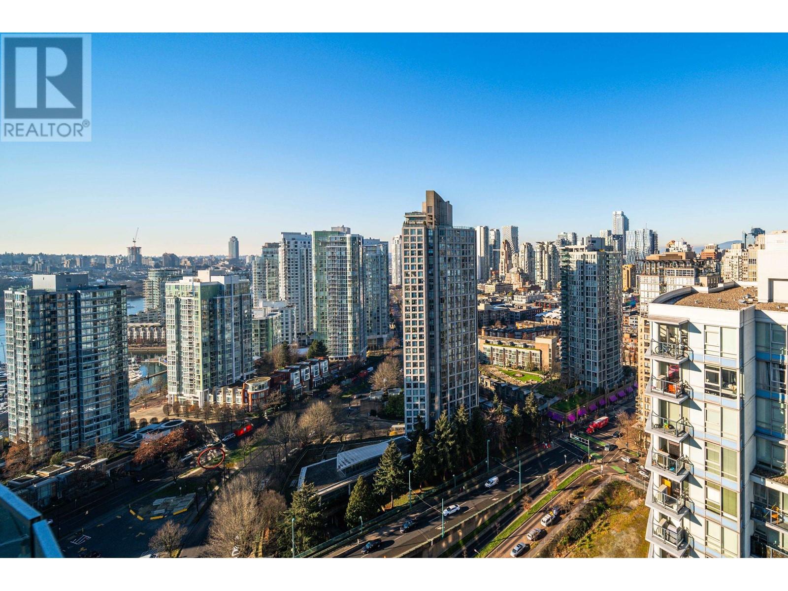 Listing Picture 12 of 28 : 2705 89 NELSON STREET, Vancouver / 溫哥華 - 魯藝地產 Yvonne Lu Group - MLS Medallion Club Member
