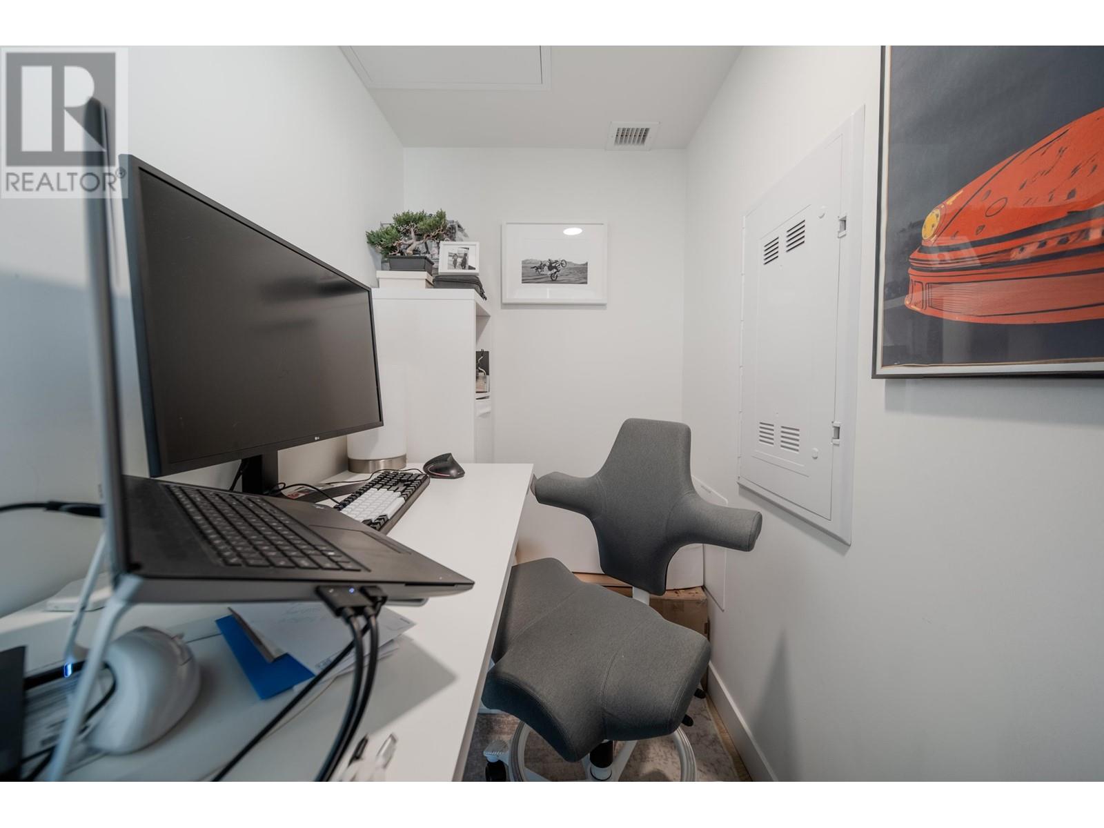 Listing Picture 8 of 28 : 2705 89 NELSON STREET, Vancouver / 溫哥華 - 魯藝地產 Yvonne Lu Group - MLS Medallion Club Member