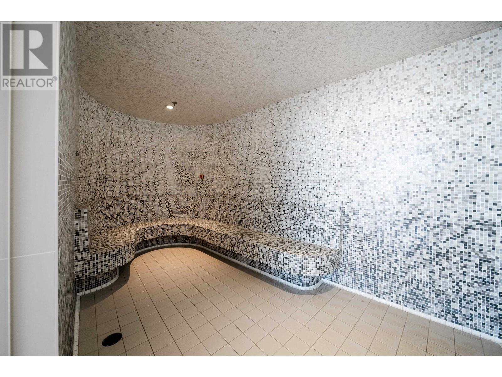 Listing Picture 20 of 28 : 2705 89 NELSON STREET, Vancouver / 溫哥華 - 魯藝地產 Yvonne Lu Group - MLS Medallion Club Member