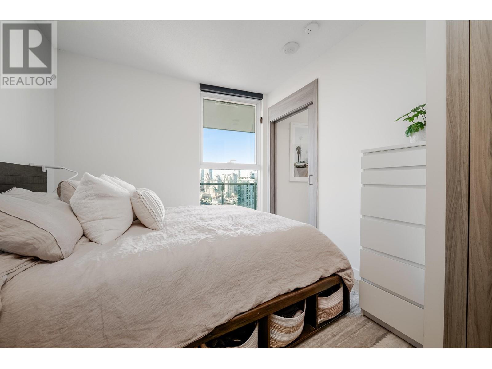 Listing Picture 7 of 28 : 2705 89 NELSON STREET, Vancouver / 溫哥華 - 魯藝地產 Yvonne Lu Group - MLS Medallion Club Member