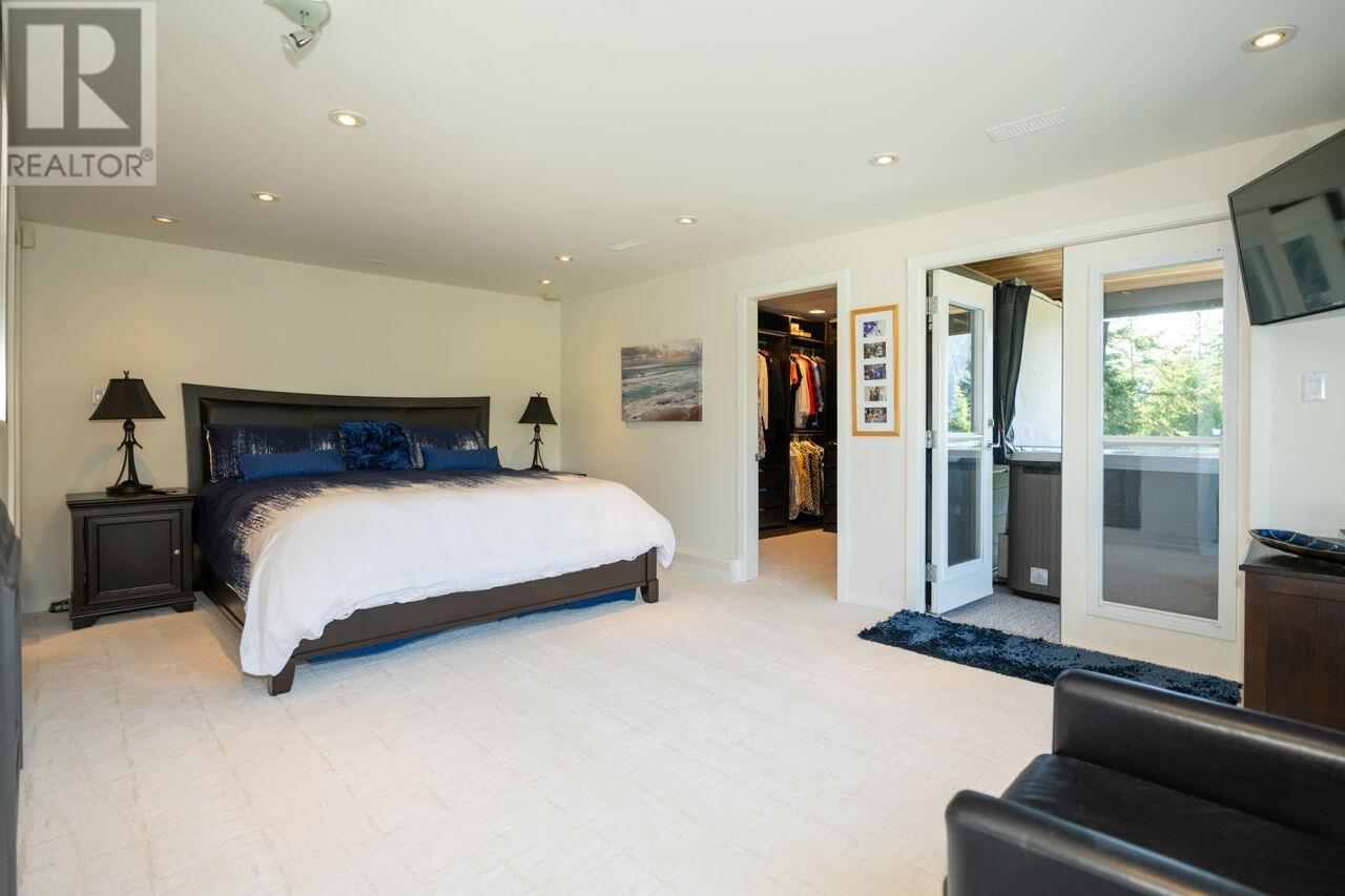 4682 Eastridge Road, North Vancouver, British Columbia  V7G 1K4 - Photo 33 - R2983855