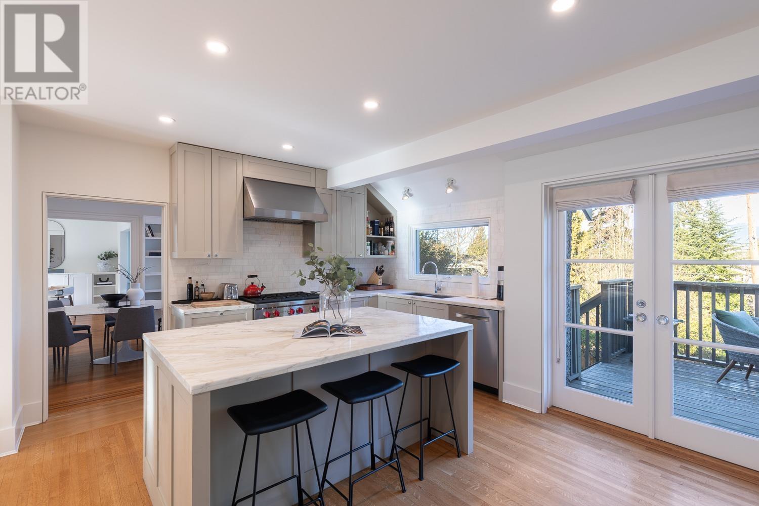 2037 Quilchena Crescent, Vancouver, British Columbia  V6M 1E2 - Photo 11 - R2983866