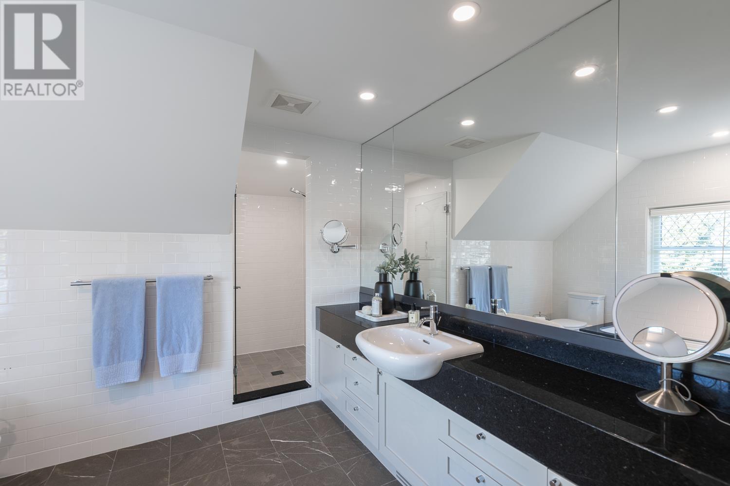 2037 Quilchena Crescent, Vancouver, British Columbia  V6M 1E2 - Photo 29 - R2983866