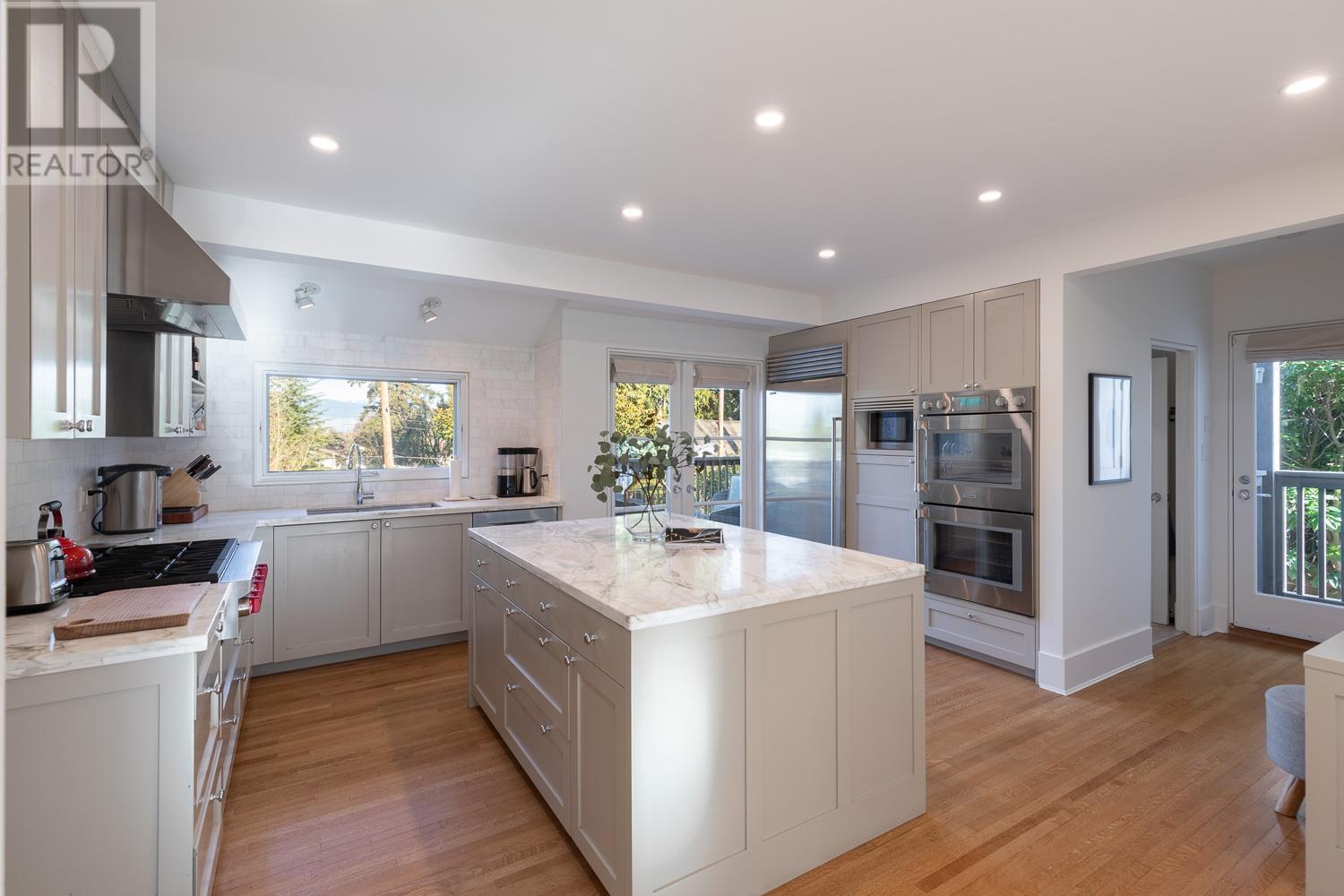 2037 Quilchena Crescent, Vancouver, British Columbia  V6M 1E2 - Photo 6 - R2983866